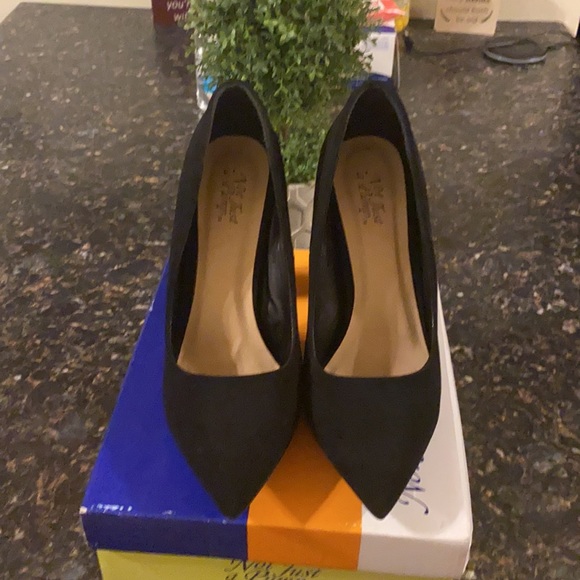 Womens Block Heel Pump 7.5 - Picture 2 of 4